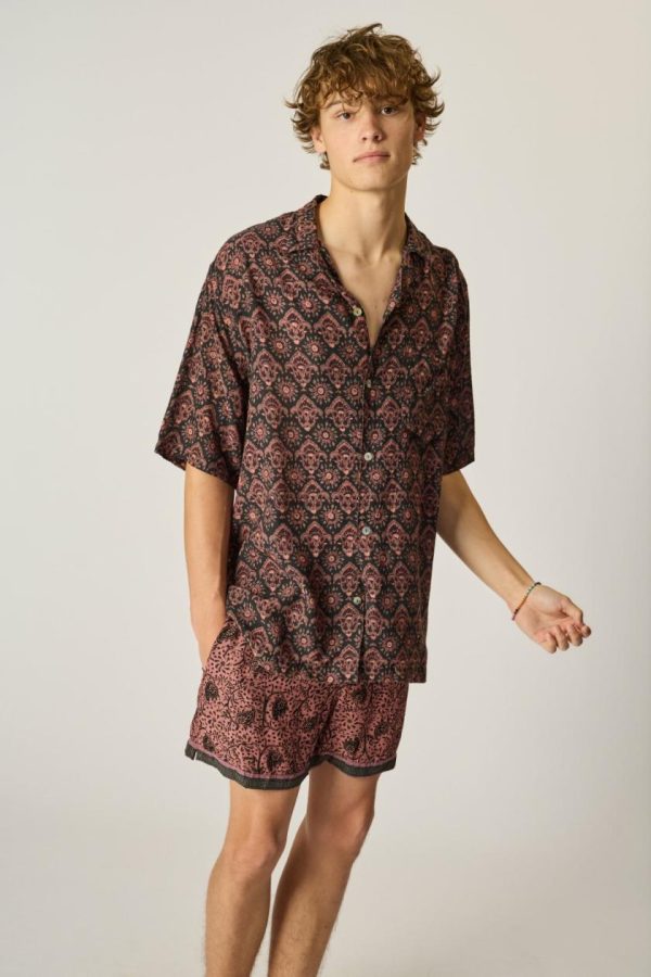 Petepierce.shop9cd3bea6f4 4